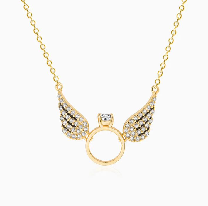 Collier anneau avec ailes d'ange